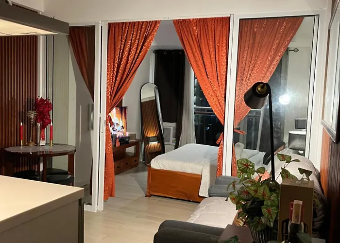 Azure Luxury Aparthotel